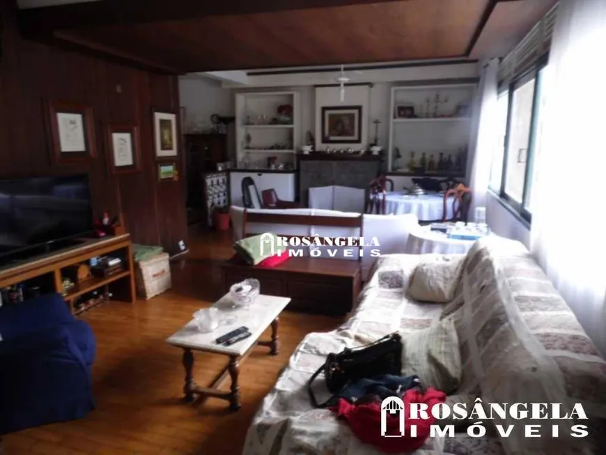 Foto 1 de Casa de Condomínio com 4 Quartos à venda, 240m² em Alto, Teresópolis