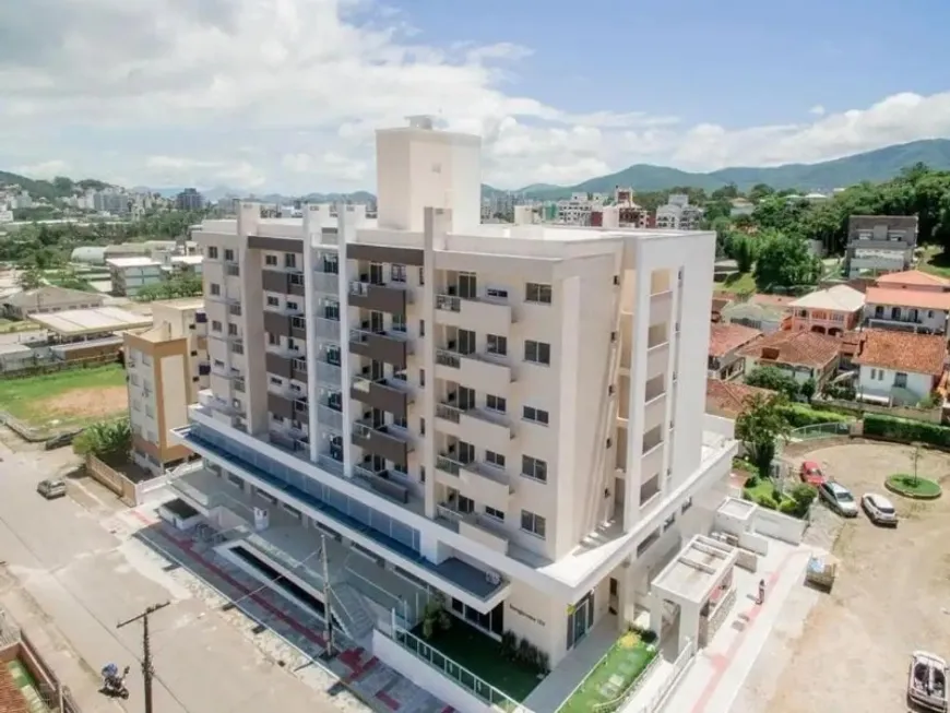 Foto 1 de Sala Comercial com 1 Quarto à venda, 98m² em Pantanal, Florianópolis