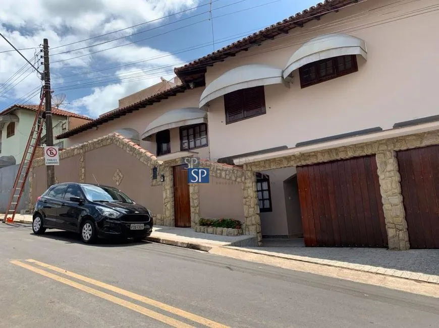 Foto 1 de Casa com 3 Quartos à venda, 289m² em Vila Pasti, Louveira