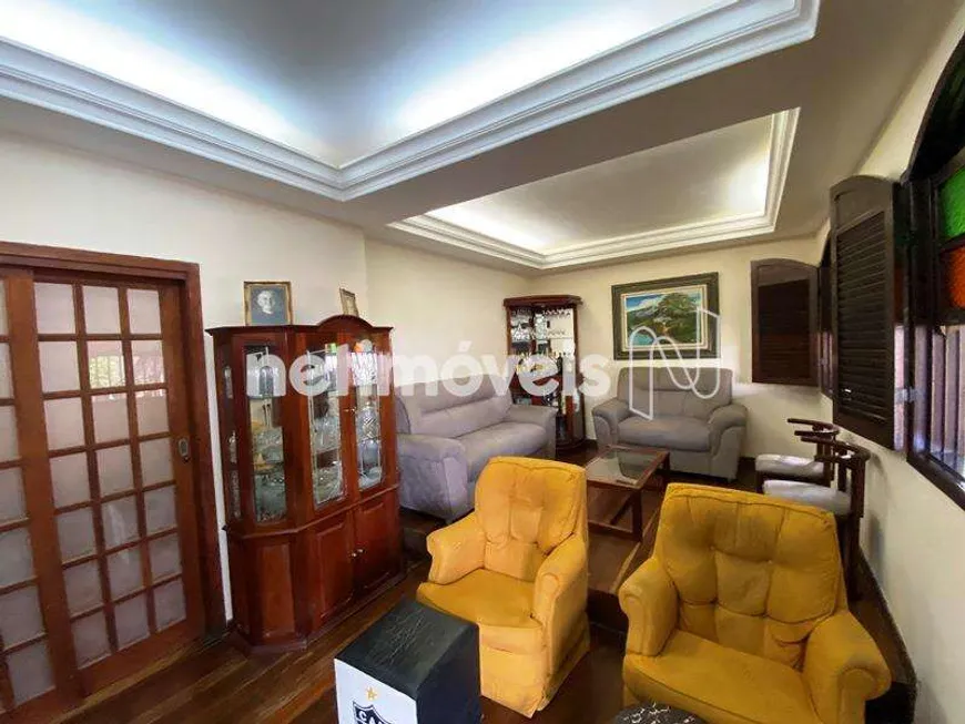 Foto 1 de Casa com 4 Quartos à venda, 354m² em Horto, Belo Horizonte