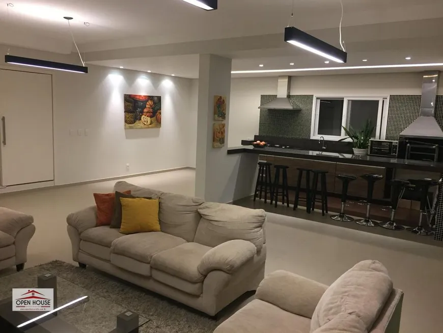 Foto 1 de Casa com 4 Quartos à venda, 450m² em Urbanova, São José dos Campos