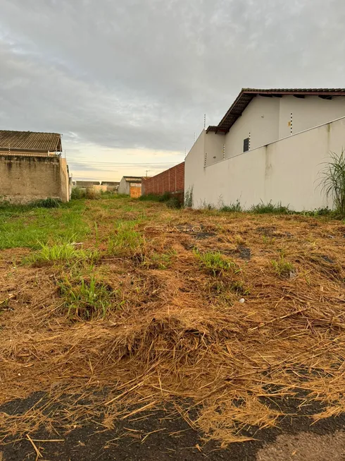 Foto 1 de Lote/Terreno à venda, 200m² em Jardim Italia, Anápolis