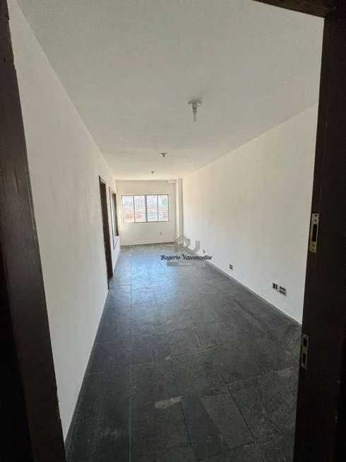 Foto 1 de Ponto Comercial para alugar, 327m² em Jardim Carioca, Rio de Janeiro