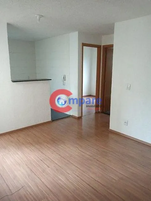 Foto 1 de Apartamento com 2 Quartos à venda, 40m² em Água Chata, Guarulhos