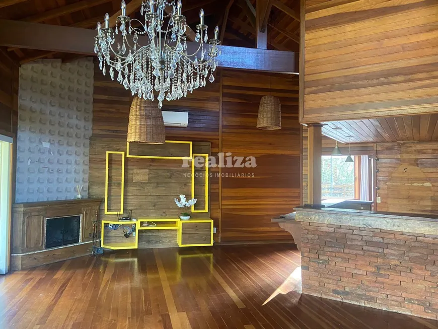 Foto 1 de Casa com 3 Quartos à venda, 396m² em Villagio, Gramado