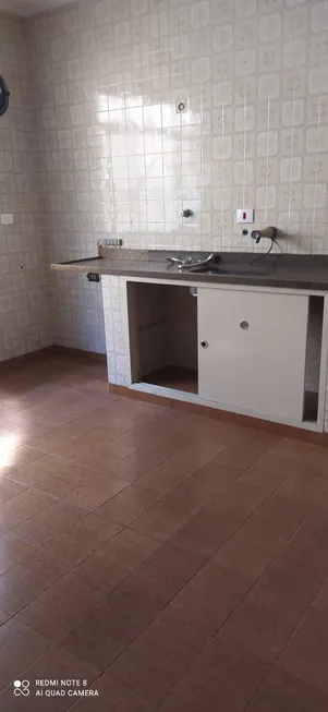 Foto 1 de Sobrado com 3 Quartos à venda, 205m² em Olímpico, São Caetano do Sul