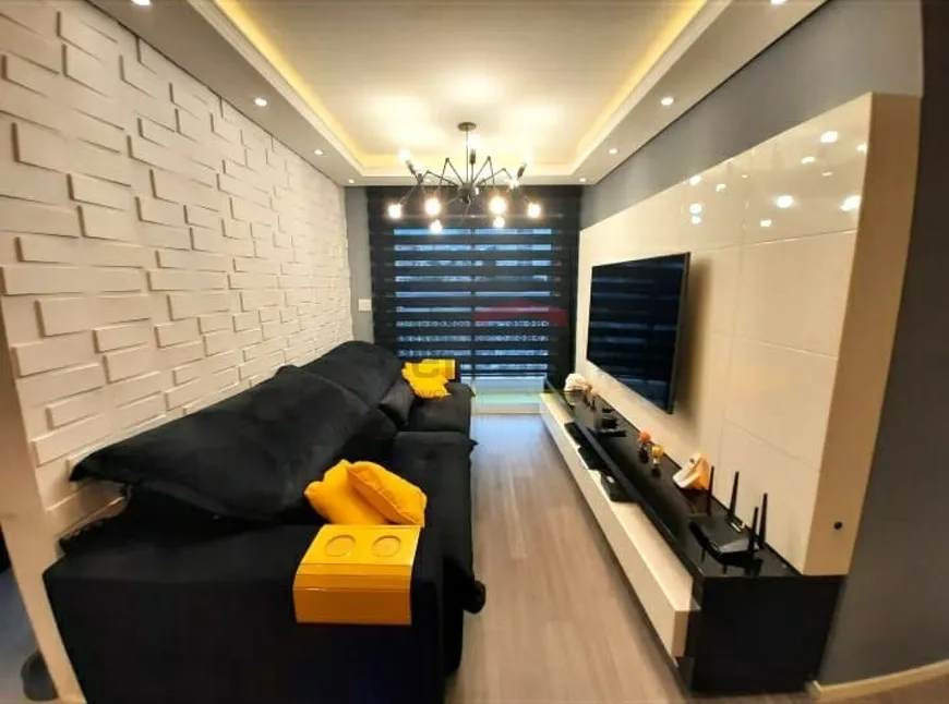 Foto 1 de Apartamento com 2 Quartos à venda, 69m² em Vila Aurora, São Paulo