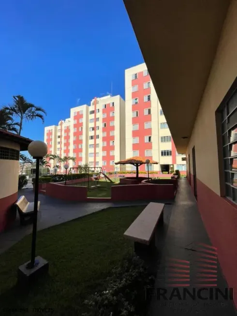 Foto 1 de Apartamento com 2 Quartos à venda, 51m² em Jardim Auri Verde, Bauru