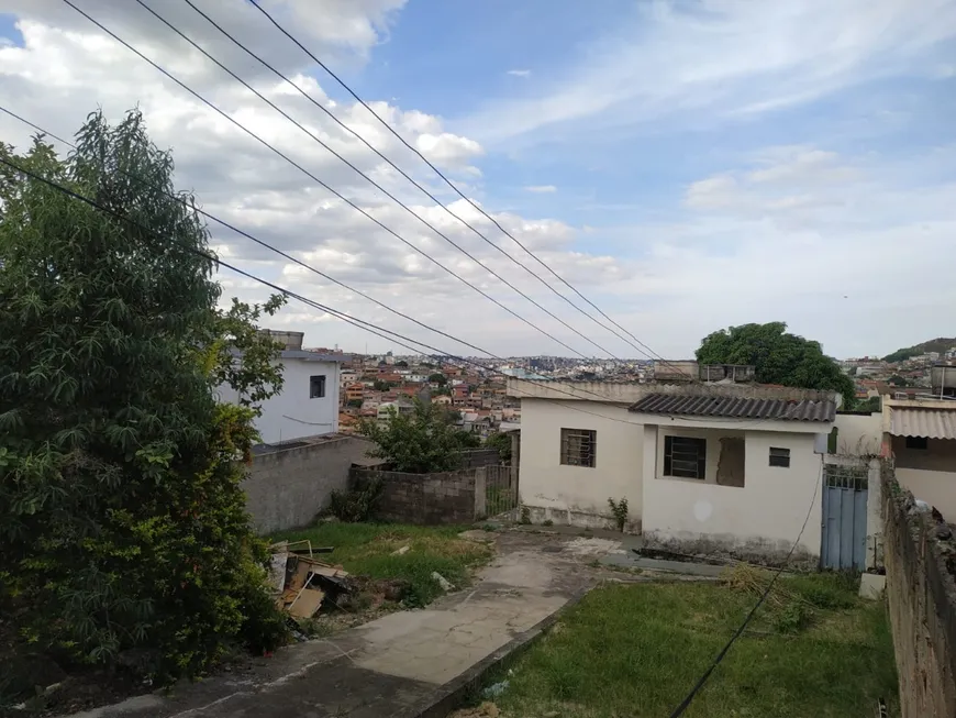 Foto 1 de Lote/Terreno à venda, 609m² em Lindéia, Belo Horizonte