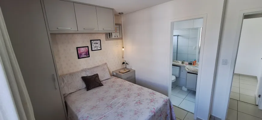 Foto 1 de Apartamento com 3 Quartos à venda, 69m² em Luar da Barra, Barra dos Coqueiros