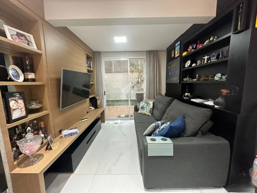 Foto 1 de Apartamento com 2 Quartos à venda, 113m² em Abraão, Florianópolis