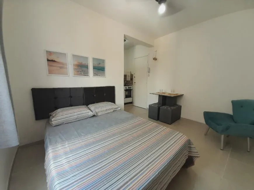 Foto 1 de Apartamento com 1 Quarto à venda, 17m² em Cidade Ocian, Praia Grande