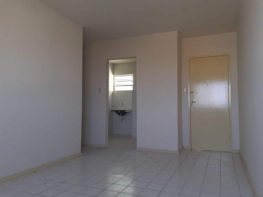Foto 1 de Apartamento com 3 Quartos à venda, 62m² em Rosa Elze, São Cristóvão
