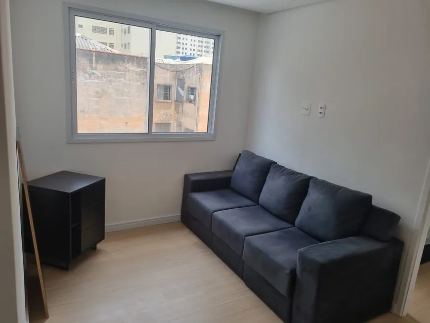 Foto 1 de Apartamento com 2 Quartos para alugar, 33m² em Barra Funda, São Paulo