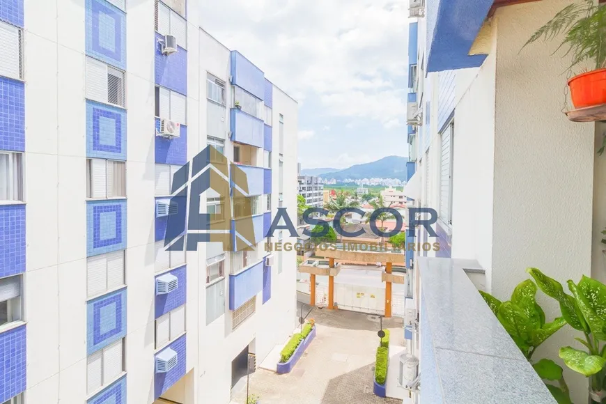 Foto 1 de Apartamento com 3 Quartos à venda, 87m² em Trindade, Florianópolis