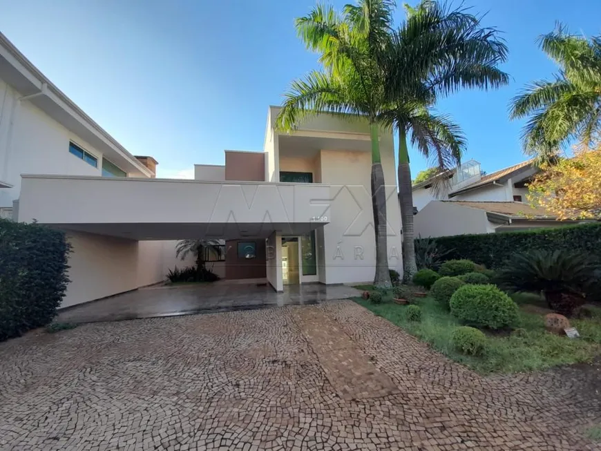 Foto 1 de Casa de Condomínio com 4 Quartos à venda, 400m² em VILA SERRAO, Bauru