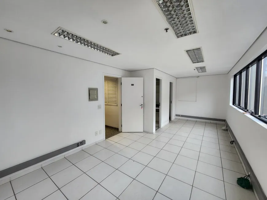 Foto 1 de Sala Comercial para alugar, 30m² em Barra Funda, São Paulo