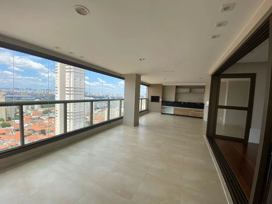 Foto 1 de Apartamento com 3 Quartos à venda, 250m² em Santana, São Paulo