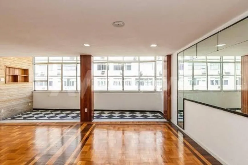 Foto 1 de Apartamento com 3 Quartos à venda, 112m² em Copacabana, Rio de Janeiro