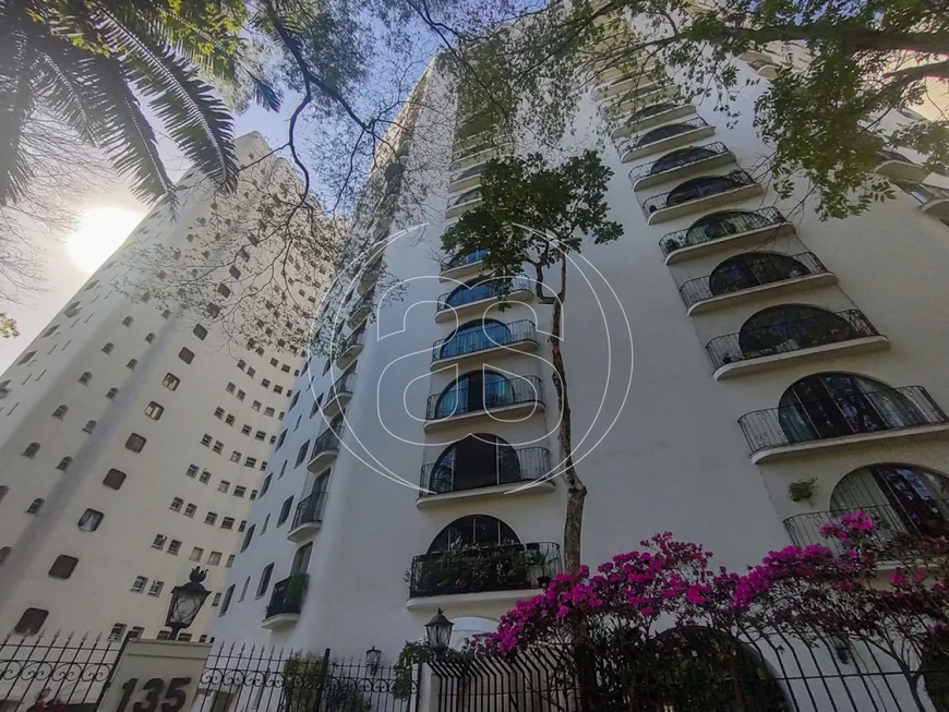 Foto 1 de Apartamento com 3 Quartos à venda, 192m² em Alto Da Boa Vista, São Paulo