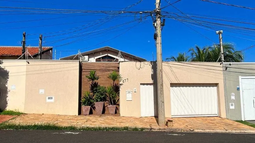 Foto 1 de Casa com 3 Quartos à venda, 247m² em Vila Harmonia, Araraquara