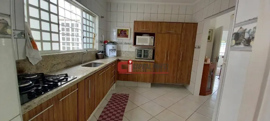 Foto 1 de Casa com 4 Quartos à venda, 190m² em Gastaldo, Jaguariúna
