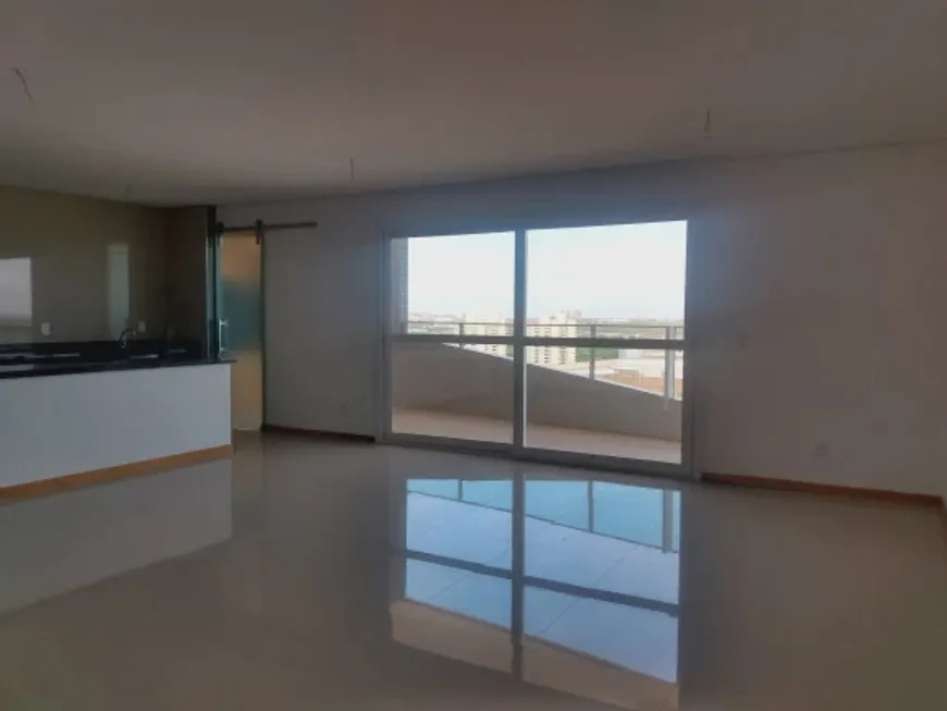 Foto 1 de Apartamento com 3 Quartos à venda, 164m² em Guararapes, Fortaleza