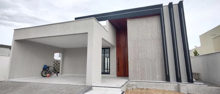 Foto 1 de Casa de Condomínio com 4 Quartos à venda, 200m² em Rincão, Mossoró