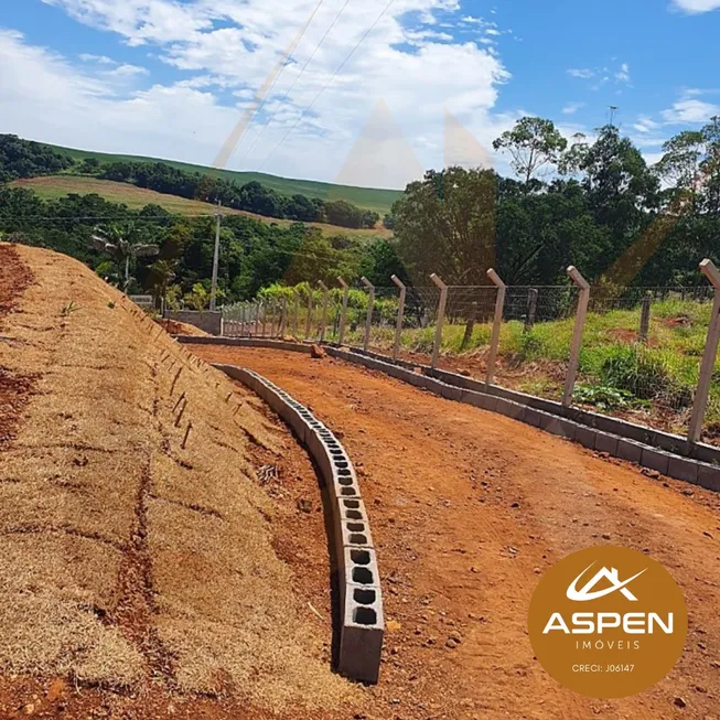 Foto 1 de Fazenda/Sítio à venda, 3000m² em Gleba Nova Ucrania, Apucarana