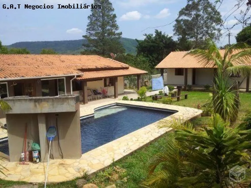 Foto 1 de Fazenda/Sítio com 4 Quartos à venda, 280m² em ARACOIABINHA, Aracoiaba da Serra