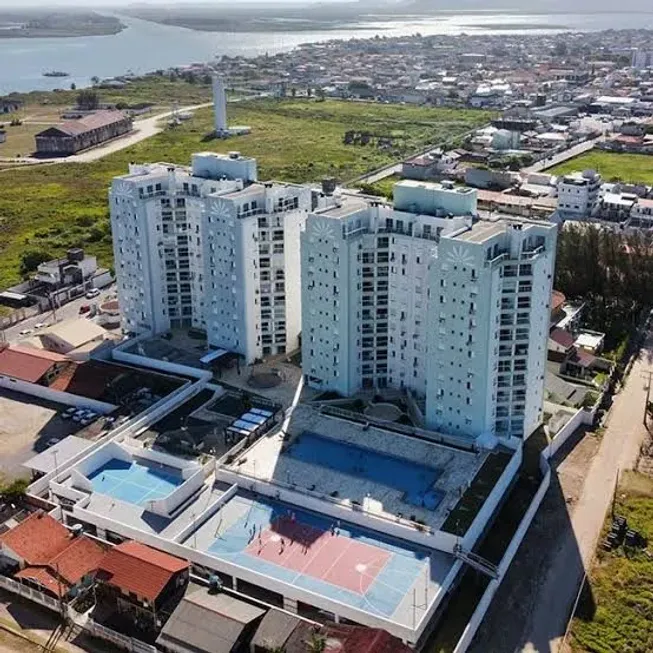 Foto 1 de Apartamento com 3 Quartos à venda, 100m² em Mar Grosso, Laguna