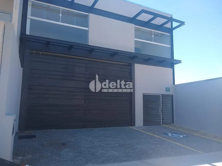 Foto 1 de Ponto Comercial para alugar, 262m² em Umuarama, Uberlândia