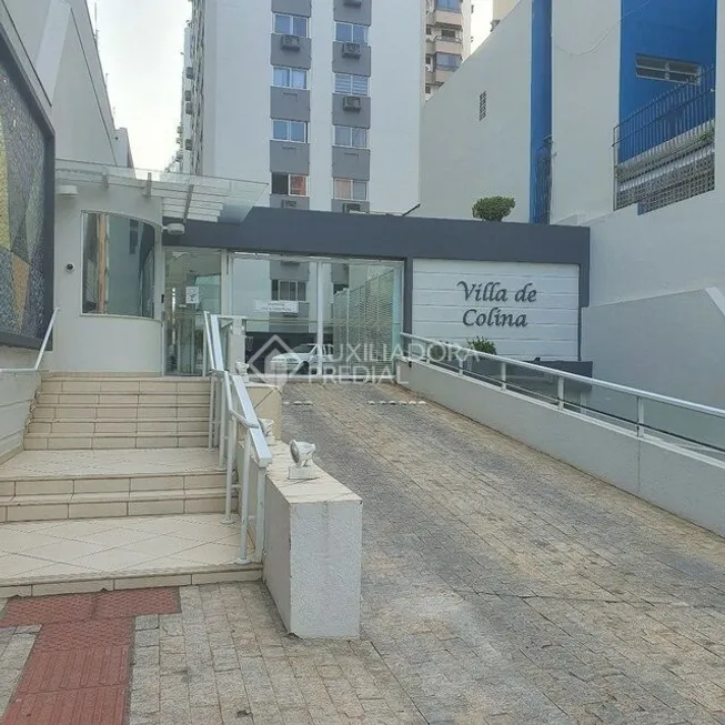 Foto 1 de Apartamento com 3 Quartos à venda, 80m² em Beira Mar, Florianópolis