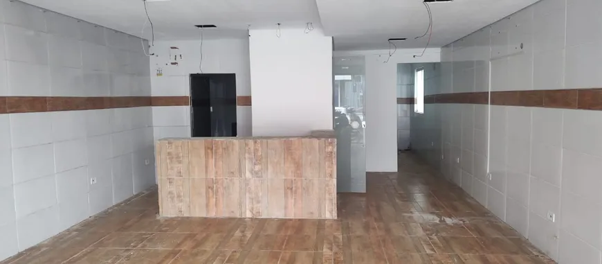 Foto 1 de Sala Comercial para alugar, 200m² em Setor Bueno, Goiânia