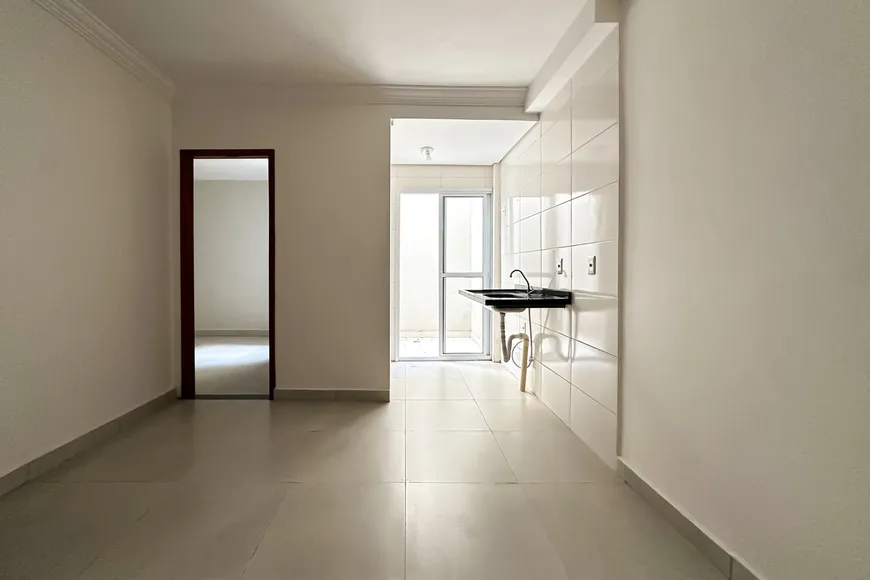 Foto 1 de Apartamento com 2 Quartos para alugar, 45m² em Lapa, São Paulo