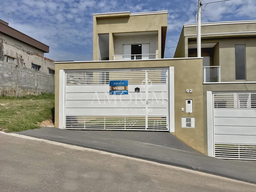 Foto 1 de Casa de Condomínio com 3 Quartos à venda, 145m² em Villas do Jaguari, Santana de Parnaíba