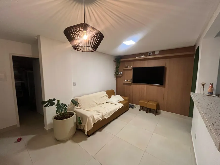 Foto 1 de Apartamento com 2 Quartos à venda, 52m² em Jardim América, Goiânia