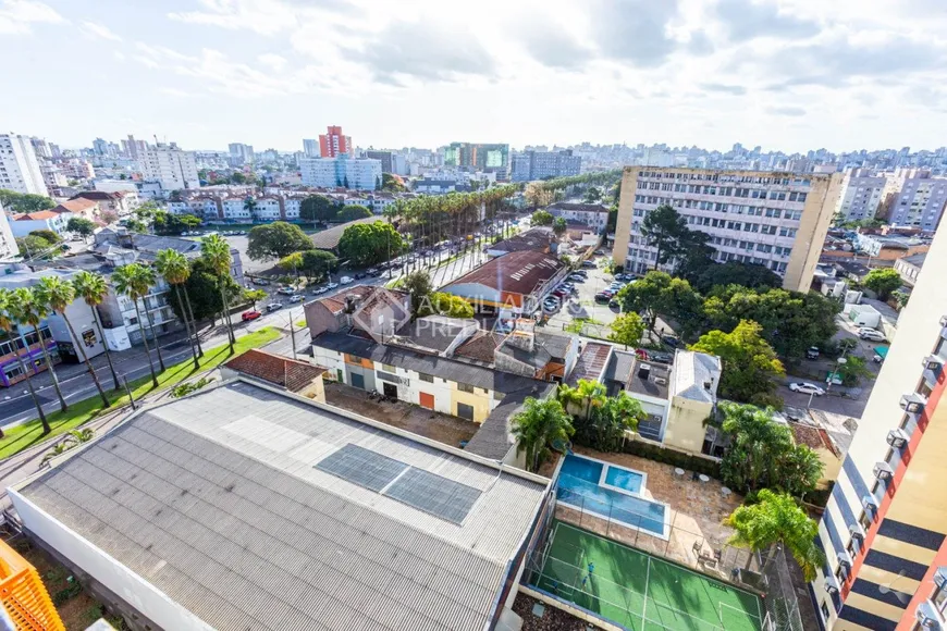 Foto 1 de Apartamento com 3 Quartos à venda, 75m² em Santana, Porto Alegre