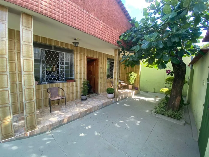 Foto 1 de Casa com 3 Quartos à venda, 210m² em Barreiro, Belo Horizonte
