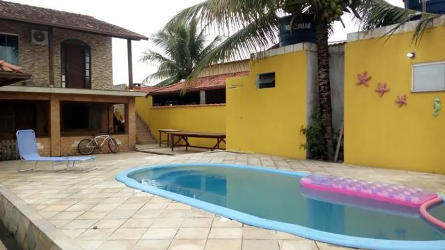Foto 1 de Casa com 3 Quartos à venda, 130m² em Residencial Camping do Bosque, Rio das Ostras