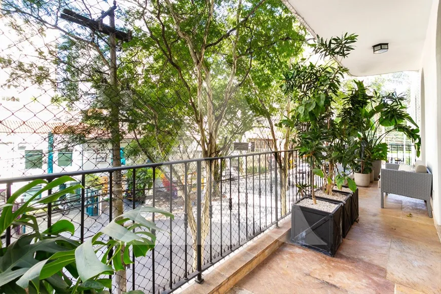 Foto 1 de Apartamento com 3 Quartos à venda, 286m² em Jardins, São Paulo