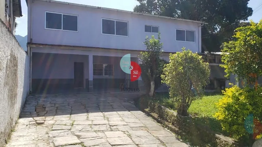 Foto 1 de Casa com 4 Quartos à venda, 218m² em Centro, Guapimirim