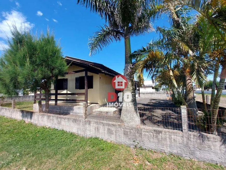 Foto 1 de Casa com 3 Quartos à venda, 60m² em , Balneário Arroio do Silva