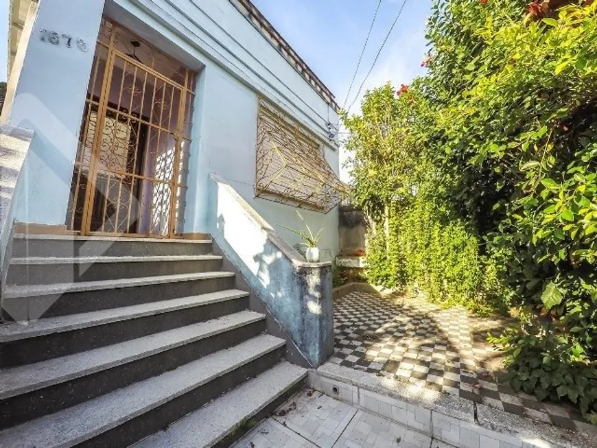 Foto 1 de Casa com 3 Quartos à venda, 200m² em Partenon, Porto Alegre