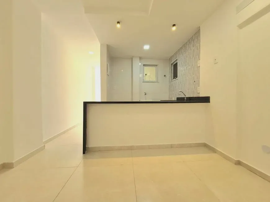 Foto 1 de Apartamento com 1 Quarto à venda, 45m² em Copacabana, Rio de Janeiro
