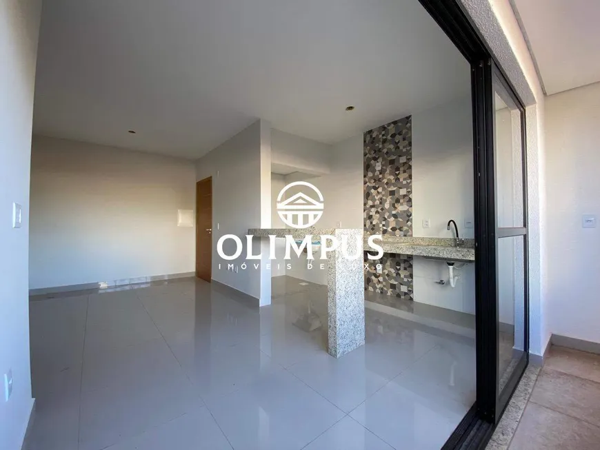 Foto 1 de Apartamento com 2 Quartos à venda, 60m² em Tubalina, Uberlândia