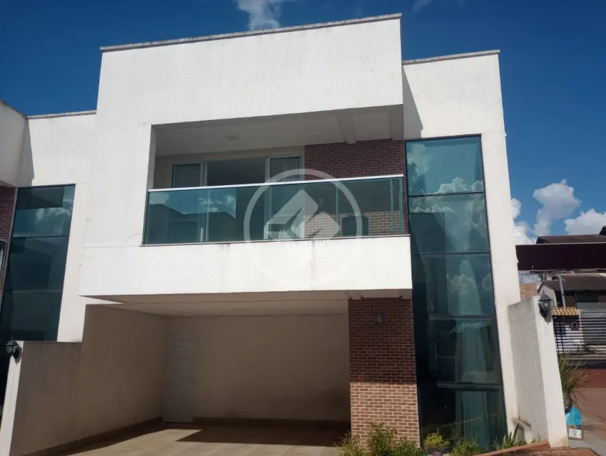 Foto 1 de Casa de Condomínio com 3 Quartos à venda, 147m² em Jardim Vitoria, Goiânia