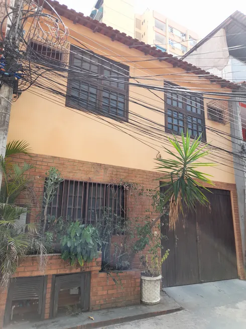 Foto 1 de Casa com 3 Quartos à venda, 220m² em Vila Isabel, Rio de Janeiro