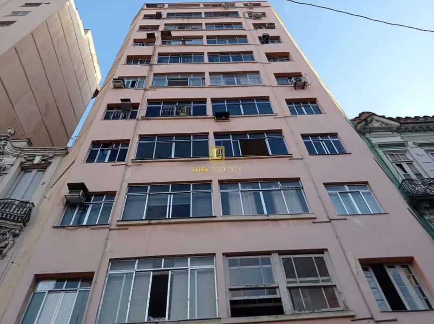 Foto 1 de Apartamento com 2 Quartos à venda, 50m² em Centro, Rio de Janeiro