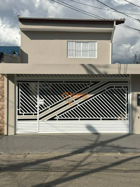 Foto 1 de Sobrado com 3 Quartos à venda, 210m² em Bela Vista, Guarulhos
